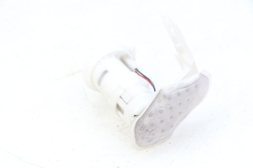 photo de POMPE A ESSENCE PIAGGIO VESPA GTS IGET ABS 125 (2017 - 2023) - Zoom état d’usage