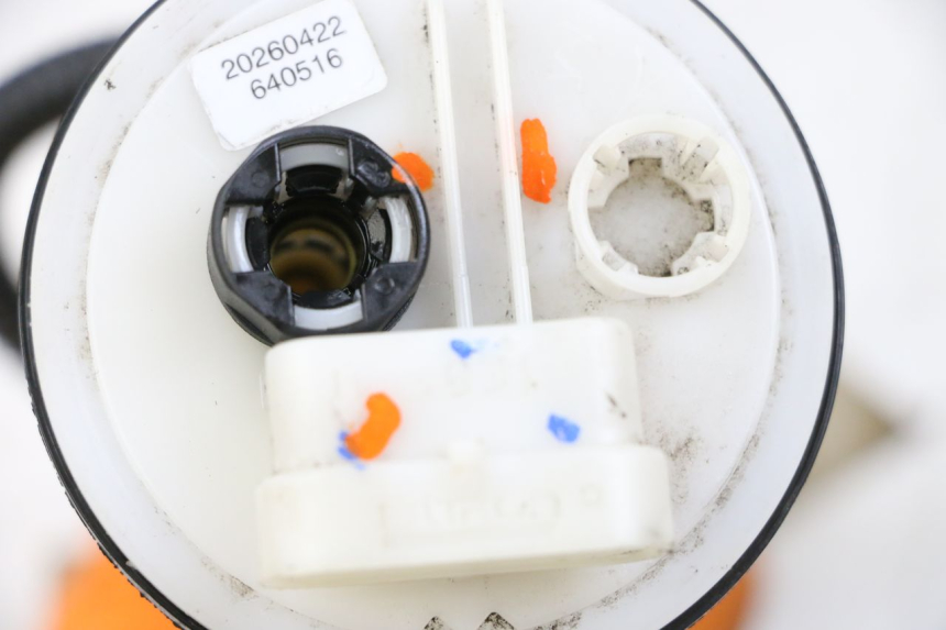 photo de POMPE A ESSENCE PIAGGIO VESPA GTS SUPER IE 125 (2009 - 2016) - Vue d’ensemble