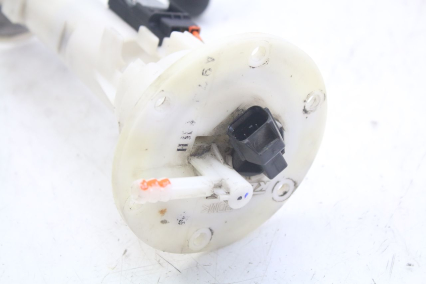 photo de POMPE A ESSENCE KYMCO X-CITING XCITING 400 (2014 - 2018) - Vue d’ensemble