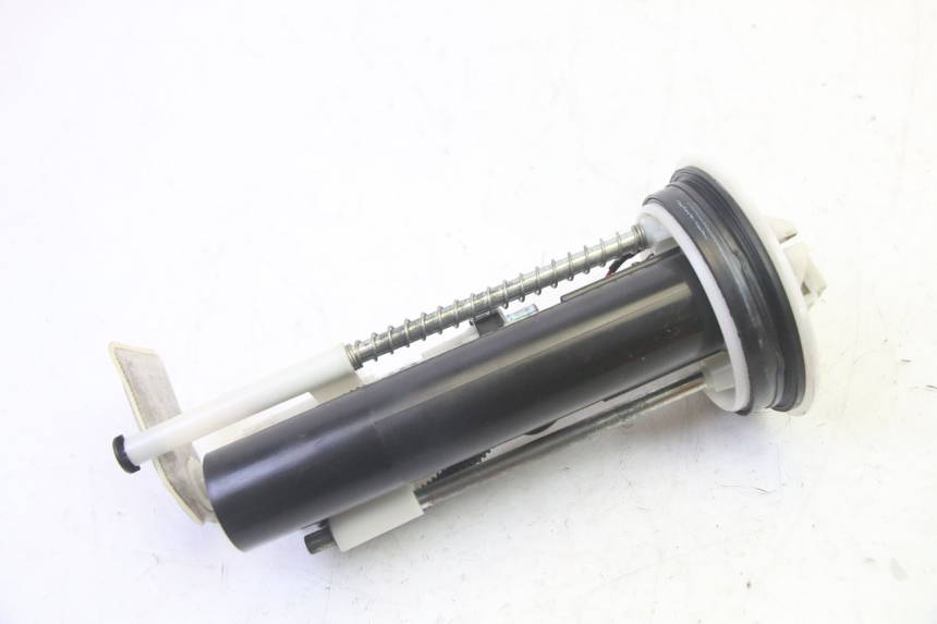 photo de POMPE A ESSENCE YAMAHA X-MAX XMAX 125 (2010 - 2013) - Zoom état d’usage