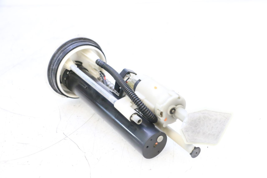 photo de POMPE A ESSENCE YAMAHA X-MAX XMAX 125 (2010 - 2013) - Points de fixation