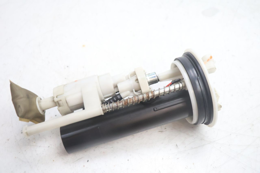 photo de POMPE A ESSENCE YAMAHA XMAX X-MAX 125 (2006 - 2009) - Zoom état d’usage