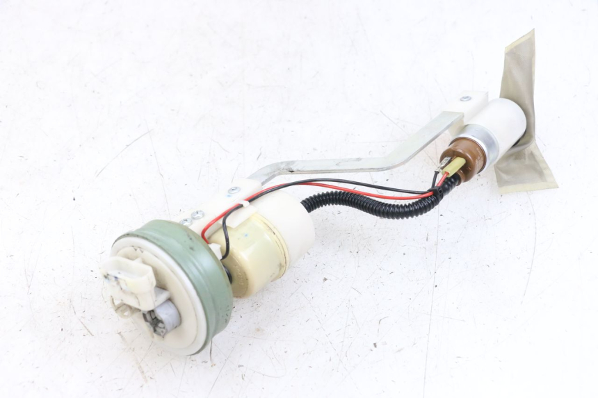 photo de POMPE A ESSENCE PIAGGIO X10 125 (2012 - 2017) - Points de fixation