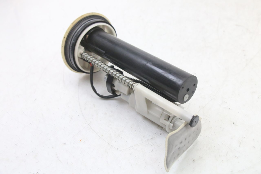 photo de POMPE A ESSENCE YAMAHA X-MAX XMAX ABS 250 (2010 - 2014) - Points de fixation