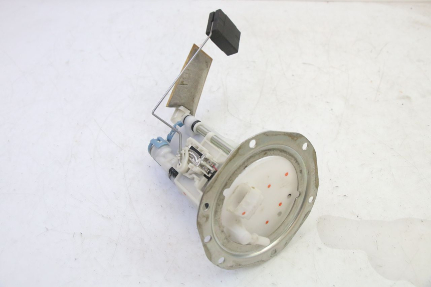 photo de POMPE A ESSENCE YAMAHA YFM GRIZZLY 550 (2008 - 2015) - Autre angle de vue