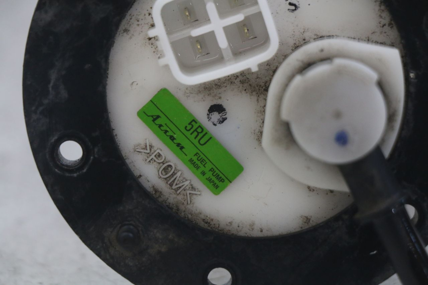 photo de POMPE A ESSENCE YAMAHA YP MAJESTY 400 (2004 - 2008) - Zoom état d’usage