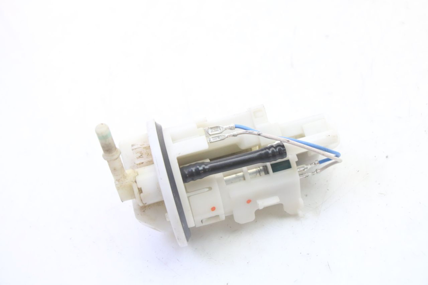 photo de POMPE A ESSENCE YAMAHA YZF YZ-F 450 (2014 - 2016) - Détail de la pièce