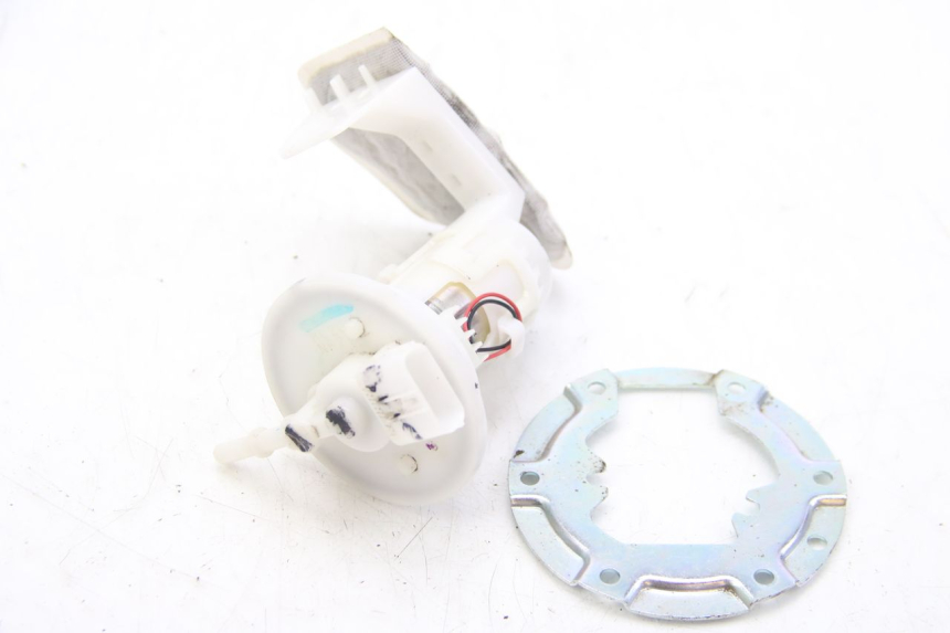 photo de POMPE A ESSENCE PIAGGIO ZIP 4T 50 (2018 - 2020) - Zoom état d’usage