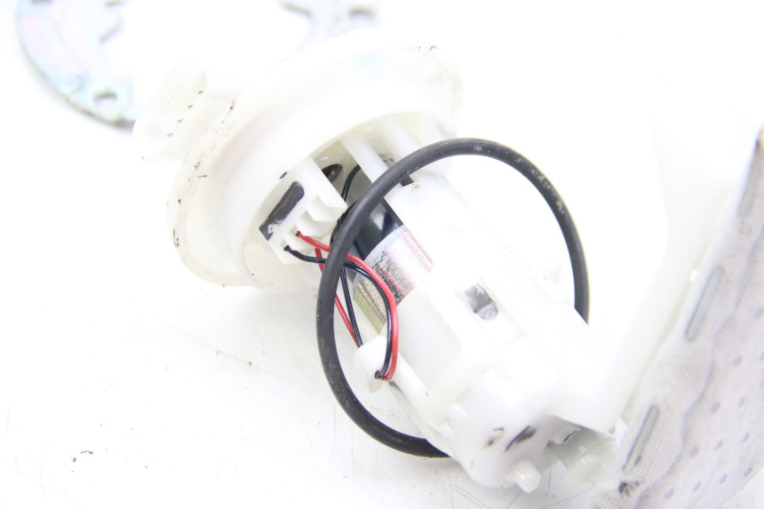 photo de POMPE A ESSENCE PIAGGIO ZIP 4T 50 (2018 - 2020) - Détail de la pièce