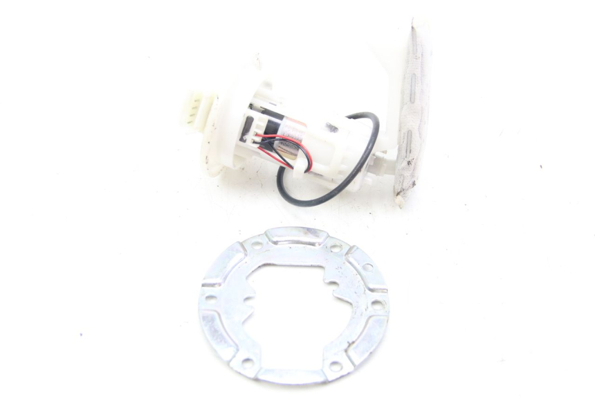 photo de POMPE A ESSENCE PIAGGIO ZIP 4T 50 (2018 - 2020) - Autre angle de vue