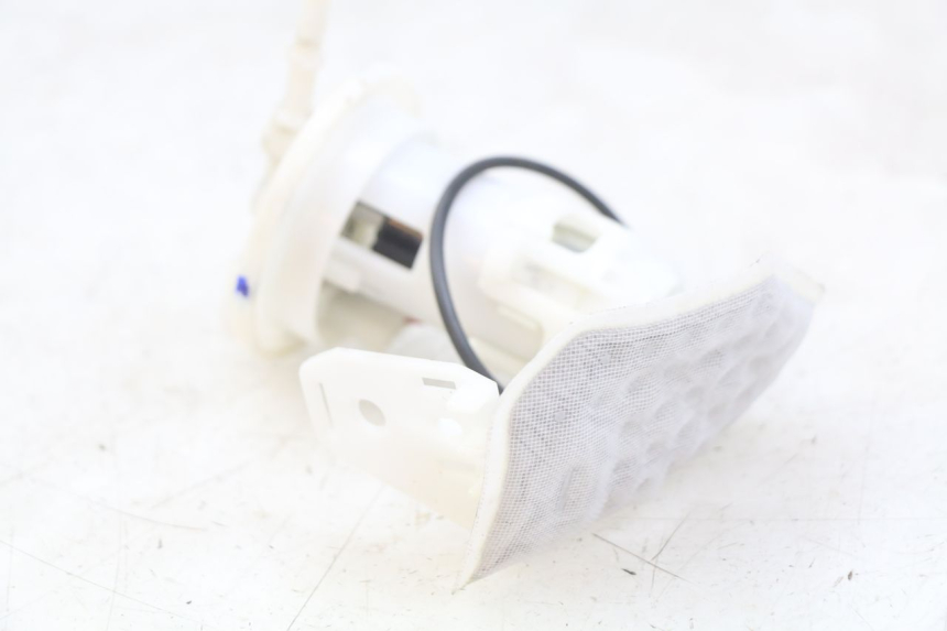 photo de POMPE A ESSENCE PIAGGIO ZIP 4T 50 (2018 - 2020) - Gros plan technique