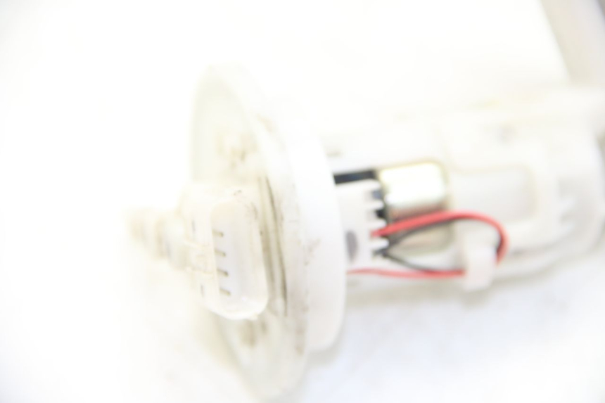 photo de POMPE A ESSENCE PIAGGIO ZIP 4T 50 (2018 - 2020) - Vue d’ensemble