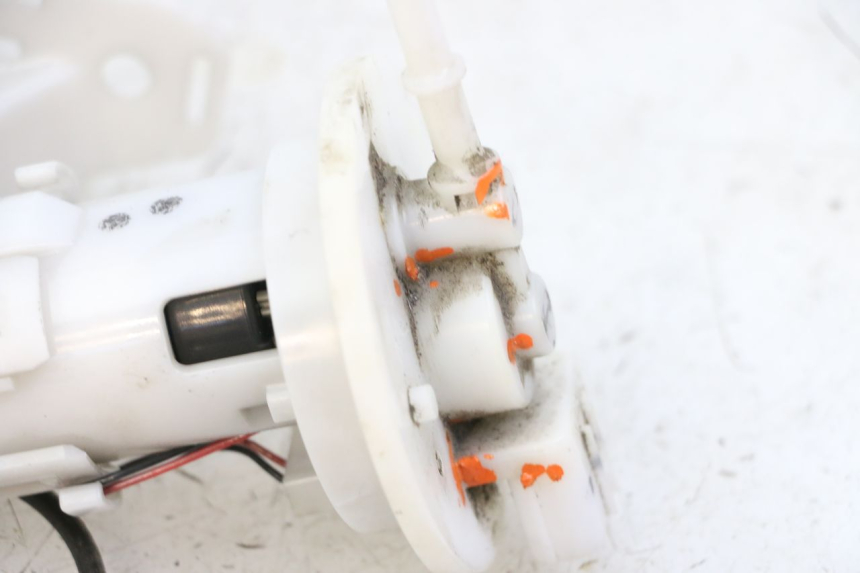 photo de POMPE A ESSENCE PIAGGIO ZIP 4T 50 (2018 - 2020) - Zoom état d’usage