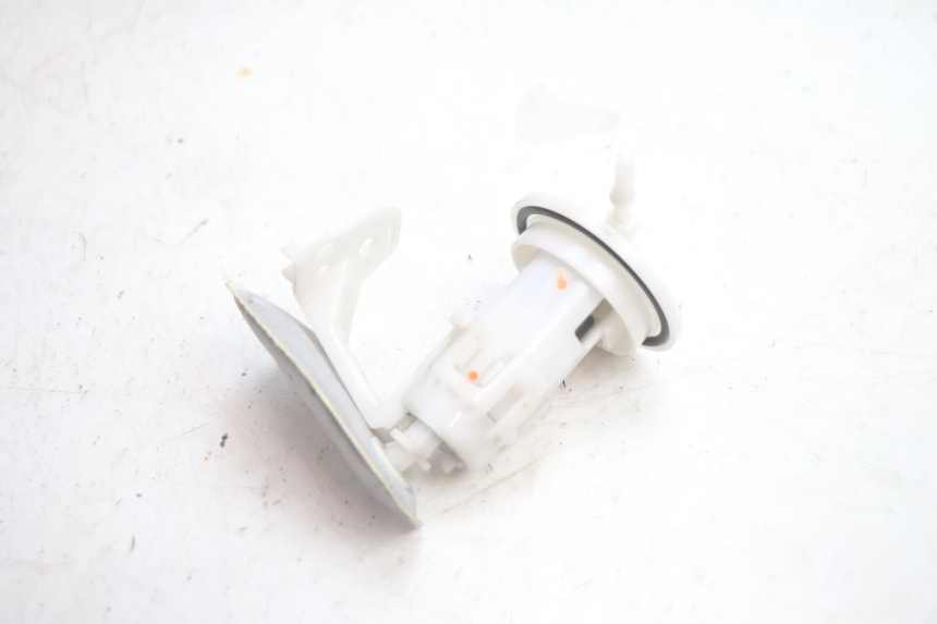 photo de POMPE A ESSENCE PIAGGIO ZIP 4T 50 (2018 - 2020) - Points de fixation