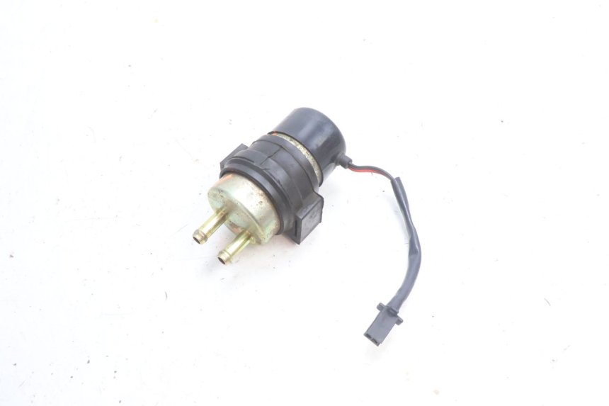 photo de POMPE A ESSENCE KAWASAKI ZZR 600 (1995 - 2004) - Vue principale