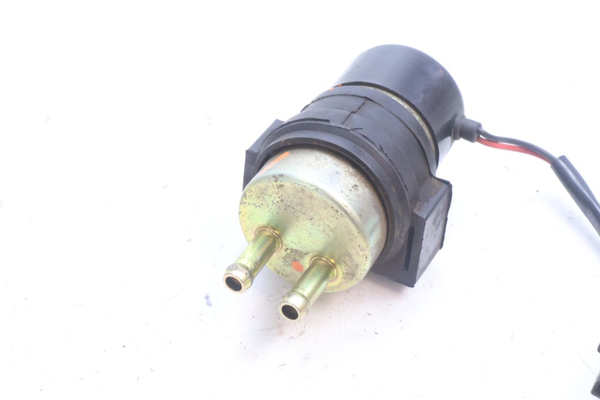 photo de POMPE A ESSENCE KAWASAKI ZZR 600 (1995 - 2004) - Détail de la pièce