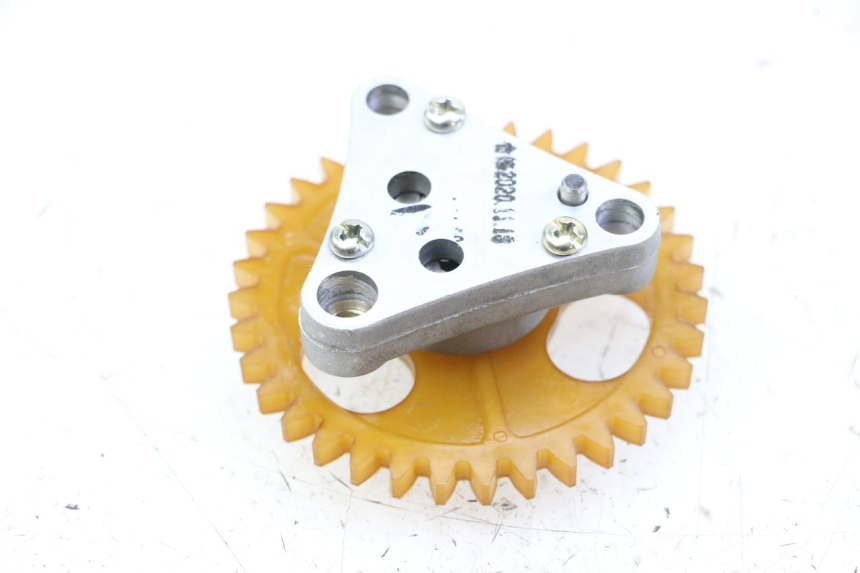 photo de POMPE A HUILE KYMCO AGILITY 4T 50 (2018 - 2022) - Détail de la pièce