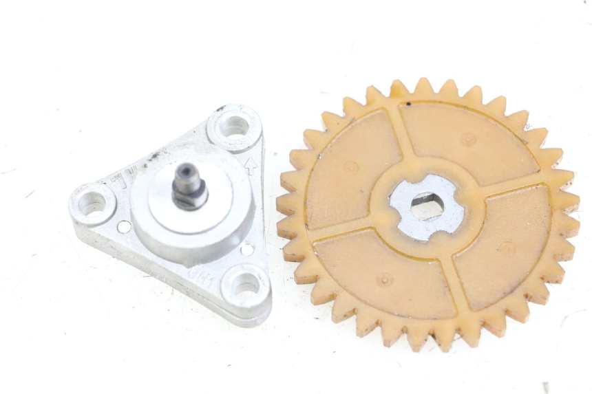 photo de POMPE A HUILE KYMCO AGILITY PREMIUM 50 (2007 - 2010) - Détail de la pièce