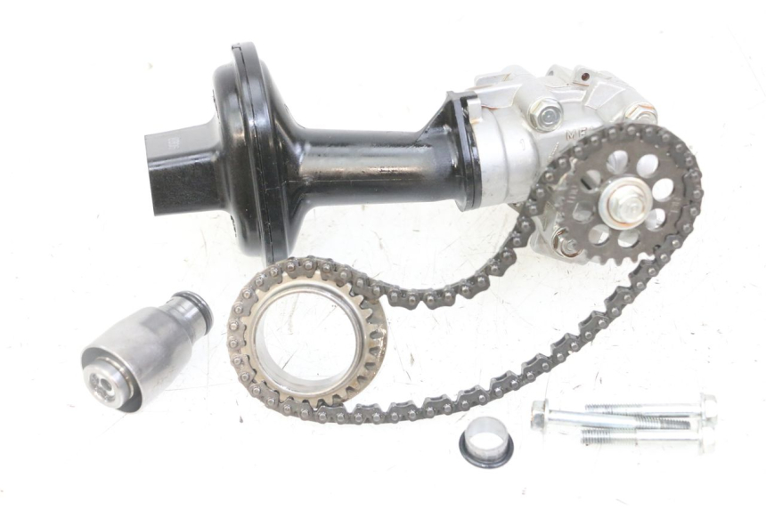 photo de POMPE A HUILE HONDA CB R 1000 (2018 - 2023) - Détail de la pièce