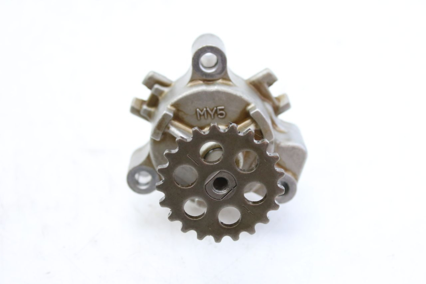 photo de POMPE A HUILE HONDA CBF 500 (2004 - 2007) - Détail de la pièce