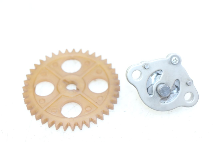 photo de POMPE A HUILE PEUGEOT CITYSTAR AIR 125 (2014 - 2017) - Vue principale