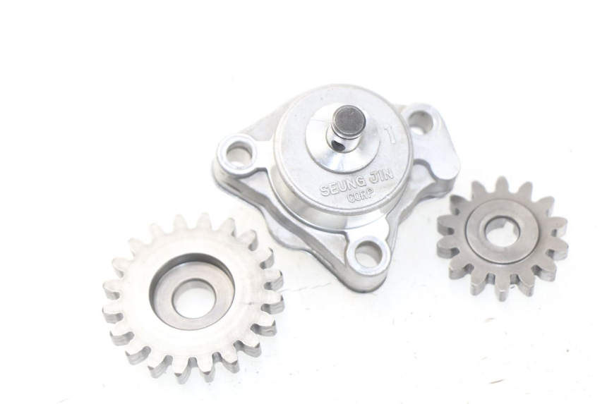 photo de POMPE A HUILE HYOSUNG COMET GTR 125 (2007 - 2014) - Vue principale