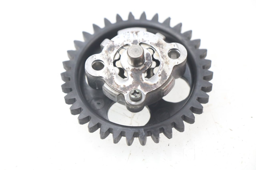 photo de POMPE A HUILE YAMAHA CYGNUS X 125 (2004 - 2007) - Détail de la pièce