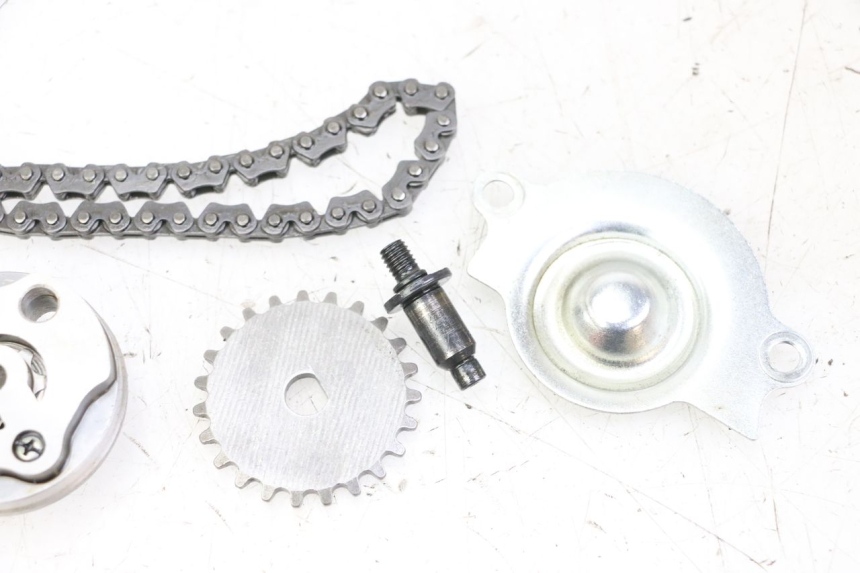 photo de POMPE A HUILE DAELIM BESBI 125 (2007 - 2008) - Autre angle de vue