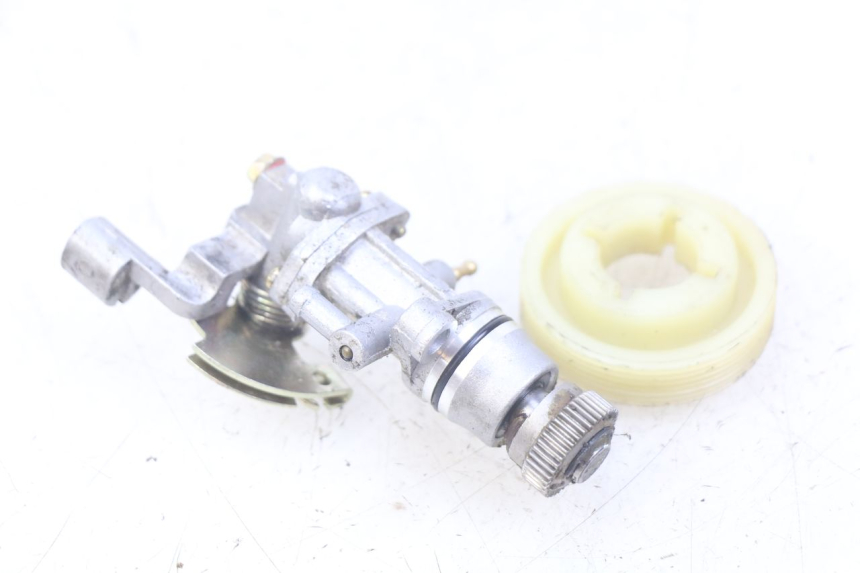 photo de POMPE A HUILE KEEWAY F-ACT FACT 50 (2006 - 2011) - Vue principale