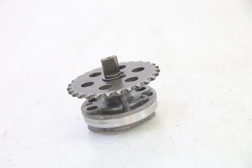 photo de POMPE A HUILE HONDA FES S-WING SWING ABS 125 (2007 - 2015) - Vue principale