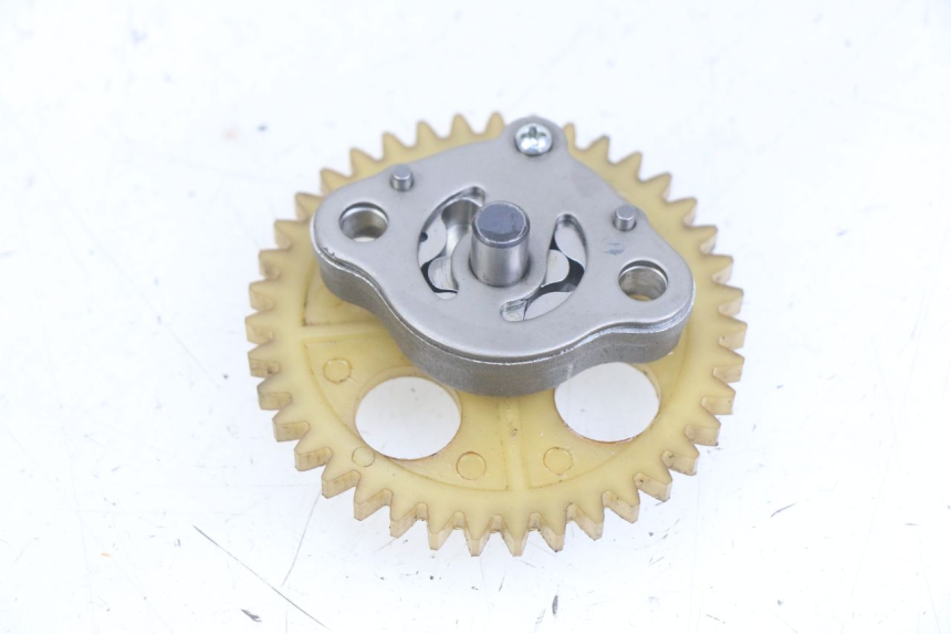 photo de POMPE A HUILE SYM FIDDLE 3 III 125 (2014 - 2020) - Détail de la pièce