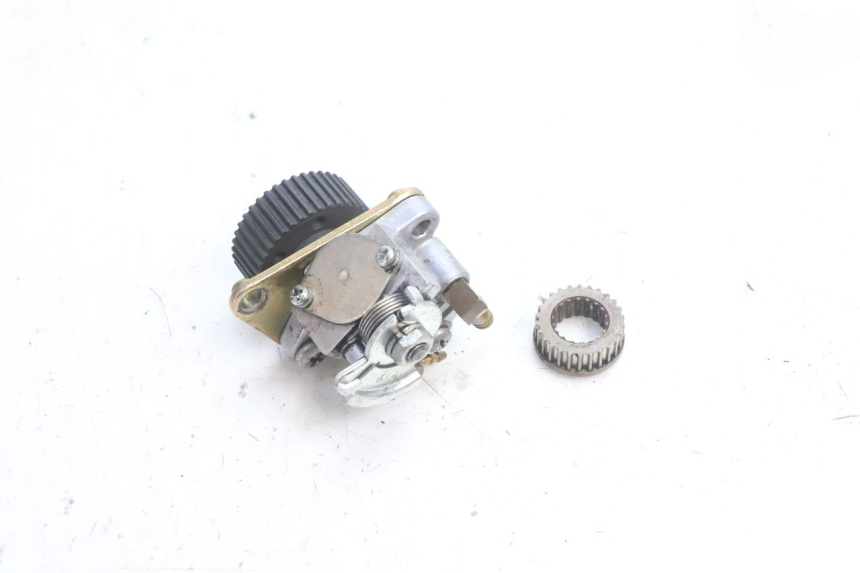 photo de POMPE A HUILE PIAGGIO FLY 2T 50 (2004 - 2017) - État de surface