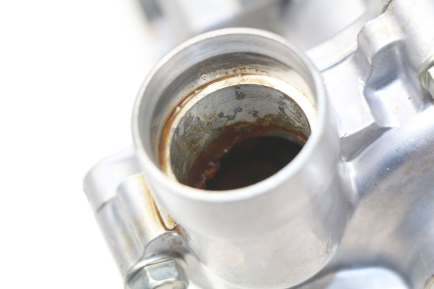 photo de POMPE A HUILE YAMAHA FZ8 800 (2010 - 2016) - Gros plan technique