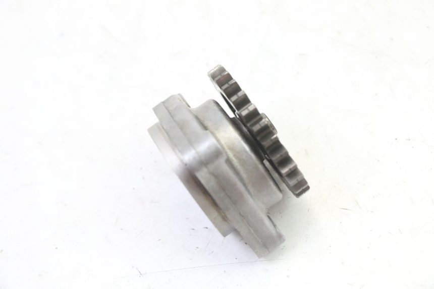photo de POMPE A HUILE SUZUKI GS GSE 500 (2001 - 2003) - Autre angle de vue