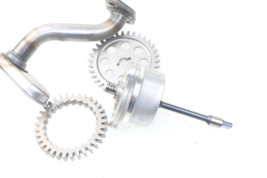 photo de POMPE A HUILE SUZUKI GSR 600 (2005 - 2012) - Détail de la pièce