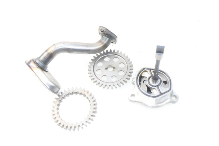 photo de POMPE A HUILE SUZUKI GSR 600 (2005 - 2012) - Zoom état d’usage