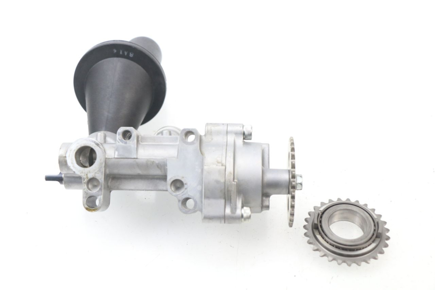 photo de POMPE A HUILE SUZUKI GSX-R GSXR 600 (2008 - 2010) - Gros plan technique