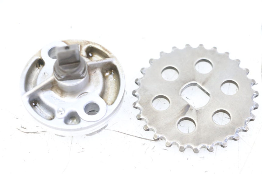 photo de POMPE A HUILE HONDA FES S-WING SWING 125 (2007 - 2015) - Vue principale