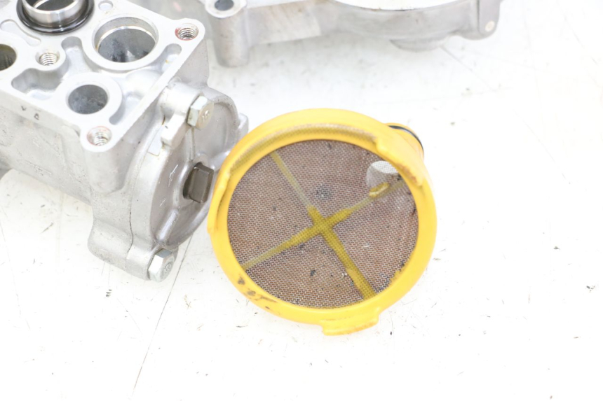 photo de POMPE A HUILE KAWASAKI GTR 1000 (1994 - 2004) - Points de fixation