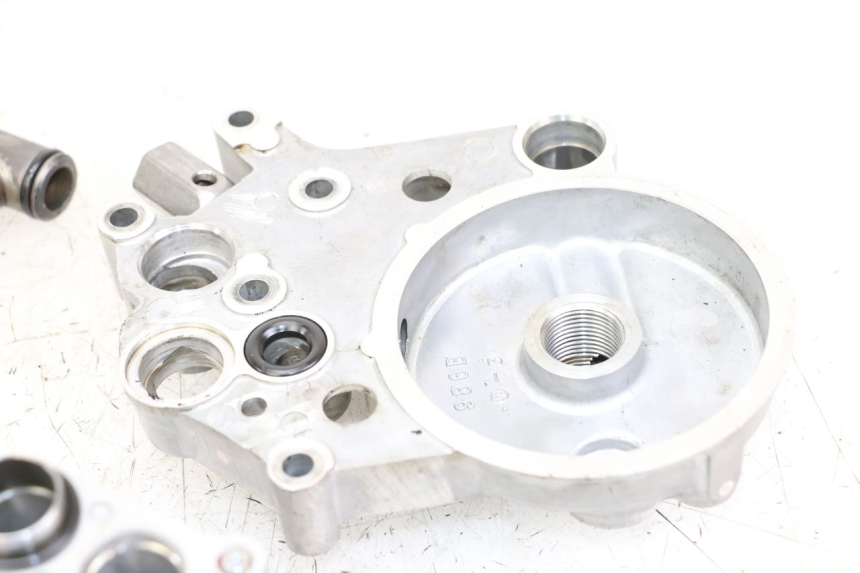 photo de POMPE A HUILE KAWASAKI GTR 1000 (1994 - 2004) - État de surface