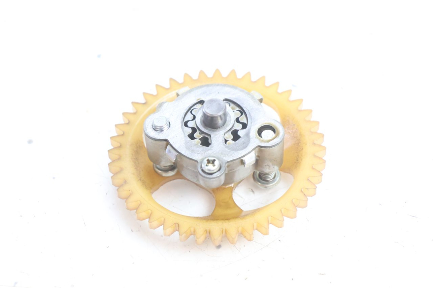 photo de POMPE A HUILE YAMAHA N-MAX NMAX 125 (2021 - 2024) - Zoom état d’usage