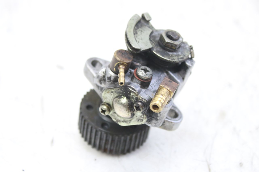 photo de POMPE A HUILE PIAGGIO NEW TYPHOON 50 (2018 - 2021) - Points de fixation