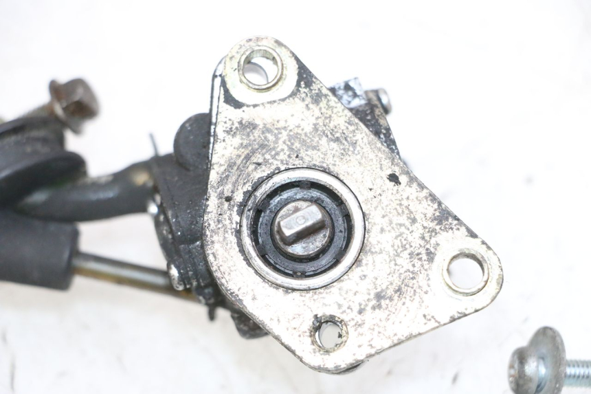 photo de POMPE A HUILE PIAGGIO NEW TYPHOON 50 (2010 - 2017) - Autre angle de vue