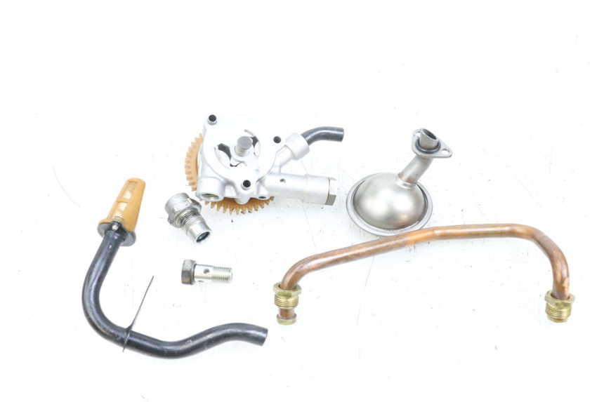 photo de POMPE A HUILE MOTO GUZZI NORGE 8V GT 1200 (2011 - 2016) - Autre angle de vue