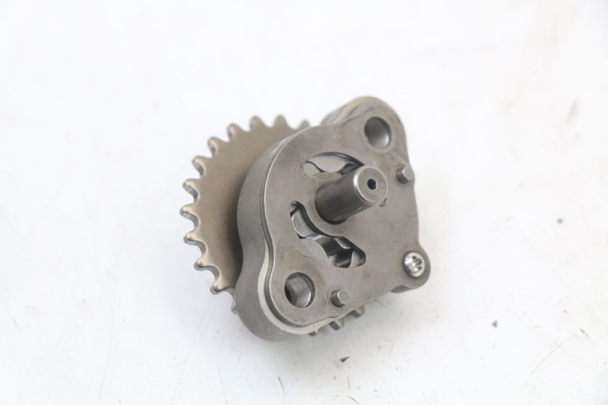 photo de POMPE A HUILE PEUGEOT BELVILLE 125 (2017 - 2021) - Autre angle de vue