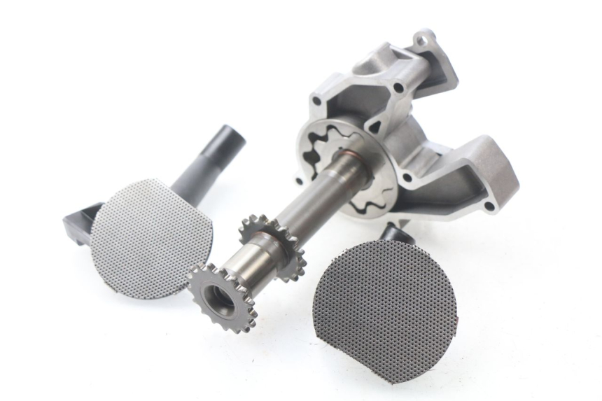 photo de POMPE A HUILE BMW R GS 1150 (1999 - 2004) - Gros plan technique