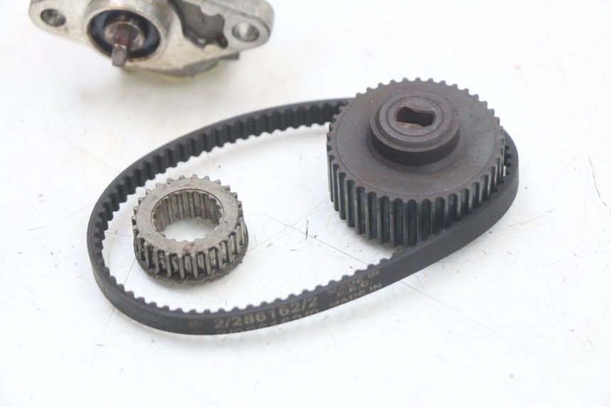 photo de POMPE A HUILE GILERA RUNNER LC 50 (1997 - 1998) - Autre angle de vue