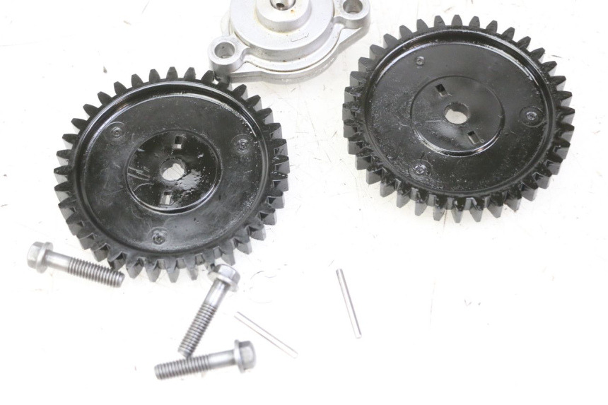 photo de POMPE A HUILE PEUGEOT SATELIS 125 (2013 - 2018) - Vue d’ensemble