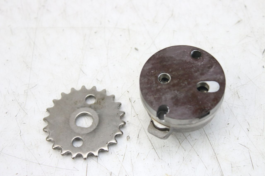 photo de POMPE A HUILE APRILIA SCARABEO 100 (2003 - 2012) - Zoom état d’usage