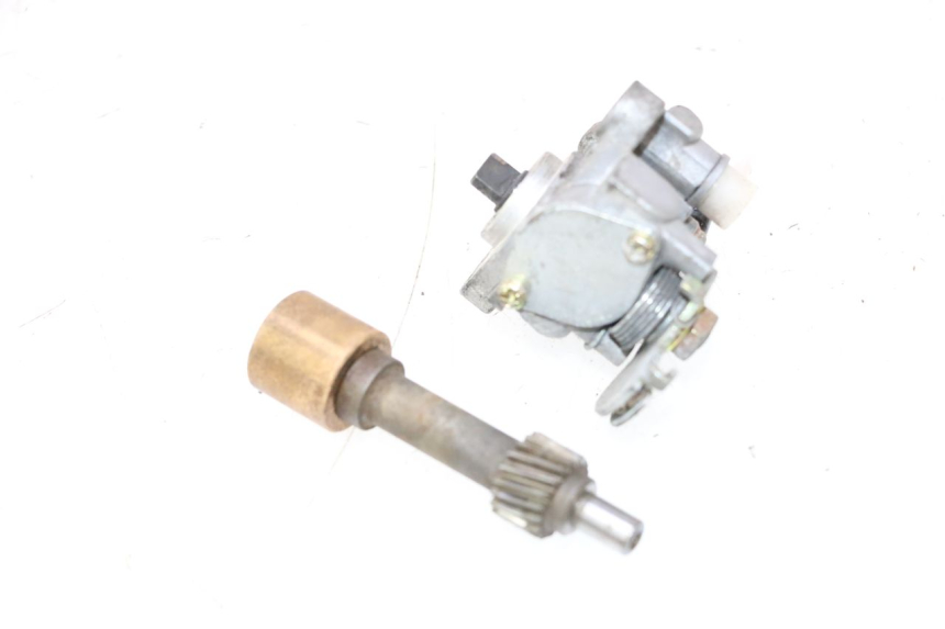 photo de POMPE A HUILE PEUGEOT SPEEDFIGHT LC 50 (1996 - 2002) - Zoom état d’usage